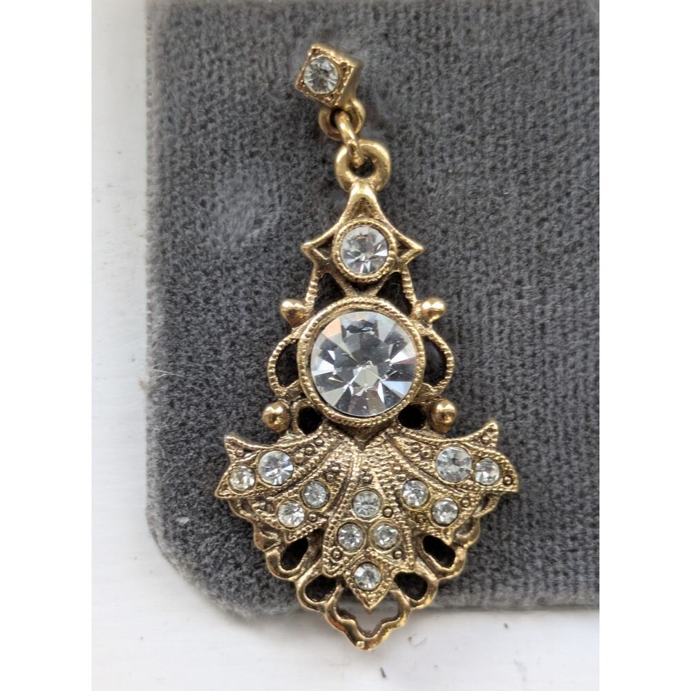 Vintage 80s 1928 Crystal Dangle Earrings Gold Tone Filigree Rhinestone Victorian